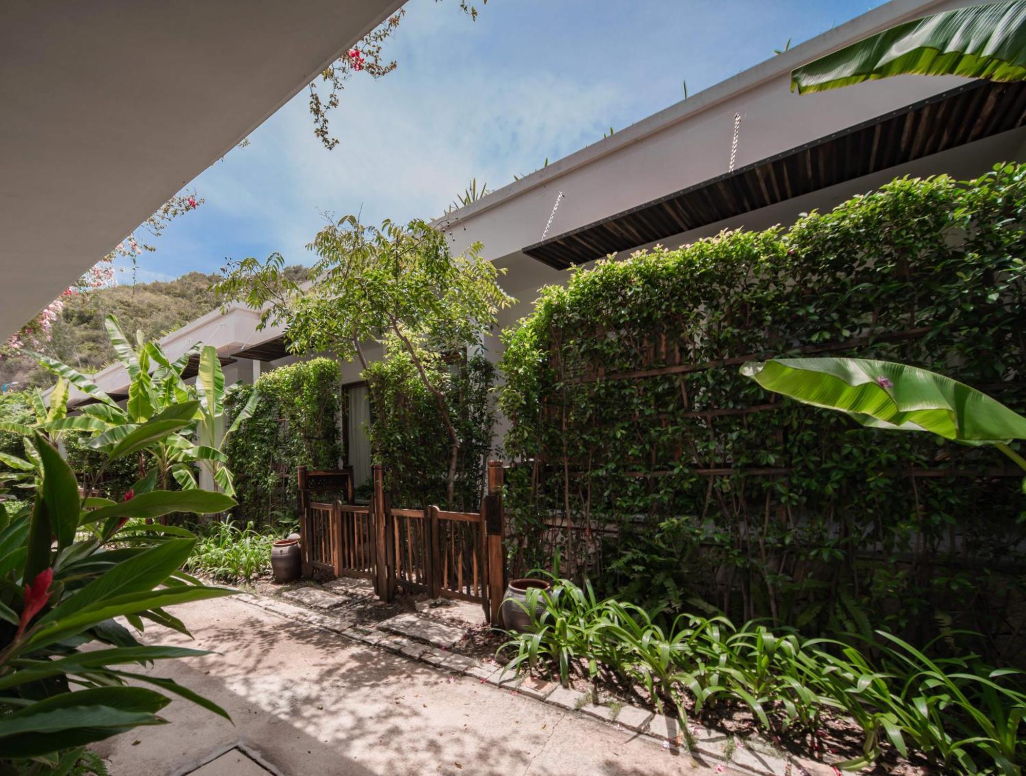 Alibu Resort Nha Trang Exterior photo